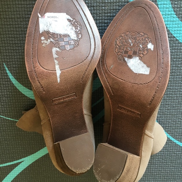 Vince Camuto Feina Suede Booties in 8M - Picture 6 of 6